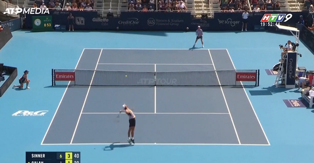 Jannik Sinner bắt đầu chiến dịch bảo vệ danh hiệu giải quần vợt Cincinnati Open - Ảnh 1.