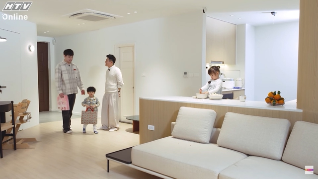 Pam học cách mở lòng, sẻ chia khi chơi cùng anh Dừa - Ảnh 1.