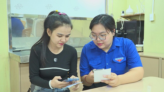 TP.HCM: Trợ lý ảo đa ngôn ngữ gỡ vướng thủ tục hành chính - Ảnh 1.