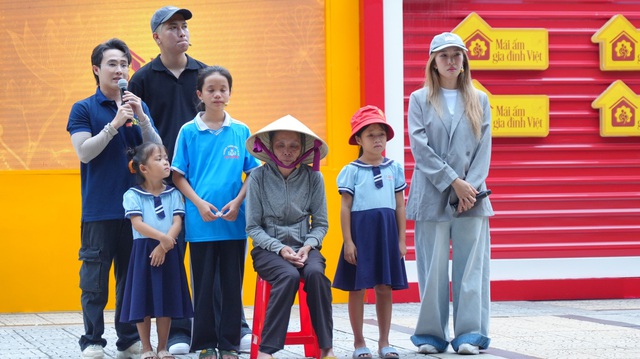 "Mái ấm gia đình Việt" mang yêu thương đến với trẻ em Thanh Hóa - Ảnh 2.