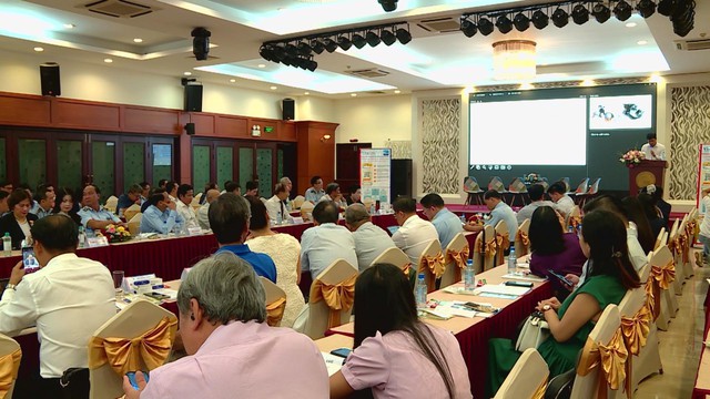 Hội thảo “Giải pháp bảo vệ hàng thật, thương hiệu uy tín” tại TP.HCM: Đẩy mạnh ứng dụng công nghệ tem AI chống hàng giả - Ảnh 1.