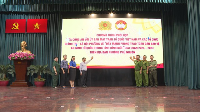 Phường Phú Nhuận tổ chức Ngày hội toàn dân bảo vệ an ninh Tổ quốc năm 2025 - Ảnh 4.