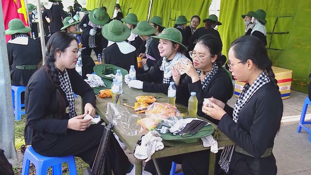 Khối nữ du kích miền nam sẵn sàng cho ngày đại lễ 2/9 - Ảnh 2.