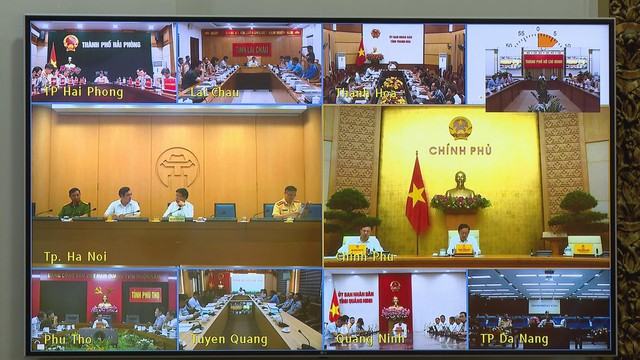 HỘI NGHỊ TRỰC TUYẾN TOÀN QUỐC SƠ KẾT CÔNG TÁC BẢO ĐẢM TRẬT TỰ, AN TOÀN GIAO THÔNG QUÝ II; TRIỂN KHAI NHIỆM VỤ QUÝ III NĂM 2025 - Ảnh 1.