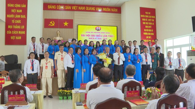 Đại hội đại biểu Đảng bộ phường Bình Đông lần thứ I, nhiệm kỳ 2025-2030- Ảnh 3.