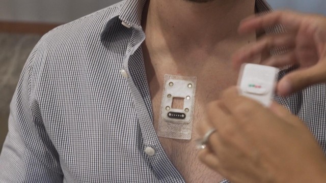 Miếng dán sinh học bảo vệ người làm việc trong thời tiết nắng nóng  - Ảnh 3.