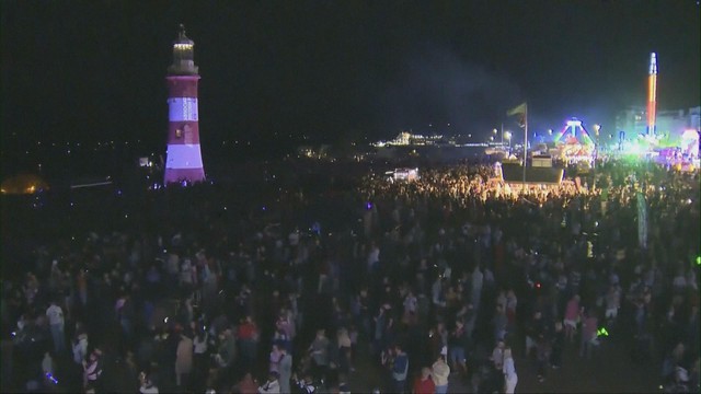 Pháo hoa Anh 2025: Selstar Fireworks đăng quang "nhà vô địch của các nhà vô địch"- Ảnh 1.