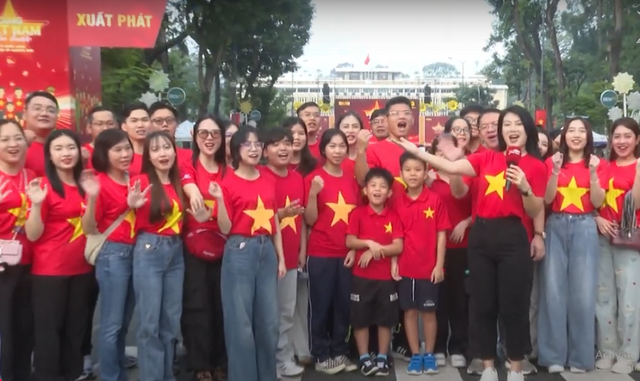 TP.HCM cùng cả nước lan tỏa hoạt động đi bộ “Cùng Việt Nam tiến bước”- Ảnh 1.