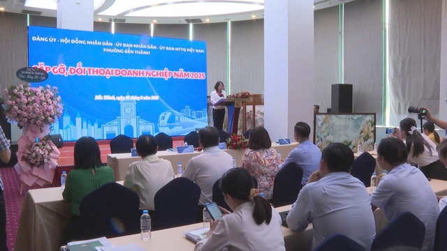 Phường Bến Thành: Đối thoại cùng doanh nghiệp, cam kết đồng hành và tháo gỡ vướng mắc - Ảnh 1.