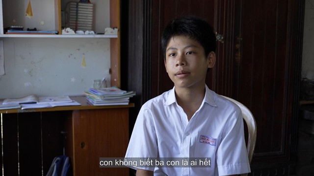 Thi Văn Nam - Cậu bé mồ côi cha, làm "đôi mắt" cho người mẹ khiếm thị - Ảnh 3.