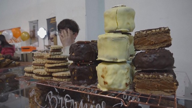 Argentina: Thi làm bánh alfajor truyền thống ở thủ đô Buenos Aires - Ảnh 1.