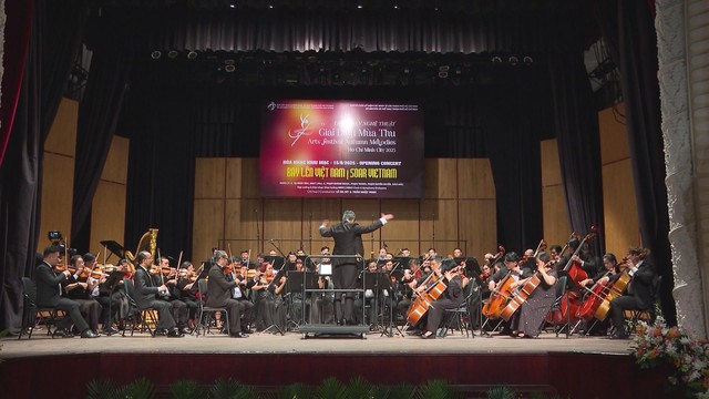 Liên hoan nghệ thuật “Giai điệu mùa thu” lần thứ 14 tại TP.HCM - Ảnh 1.