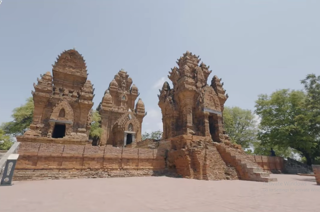 Về thăm làng Chăm Hữu Đức - Ảnh 1.