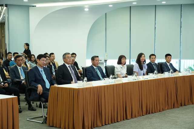Malaysia và Vietnam Airlines ký kết Biên bản ghi nhớ hợp tác chiến lược thúc đẩy du lịch song phương - Ảnh 2.