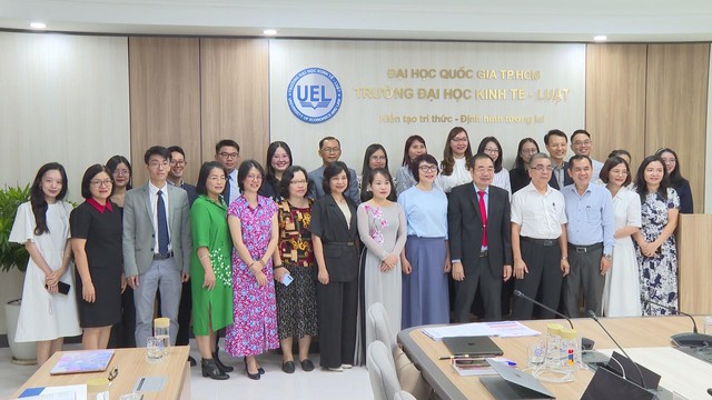 Hội thảo khoa học "Hướng đến bản án nữ quyền Việt Nam" - Ảnh 2.
