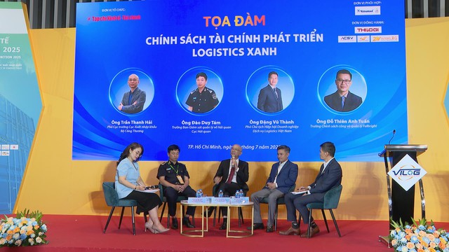 Xanh hóa logistics cần chính sách tài chính hợp lý - Ảnh 1.