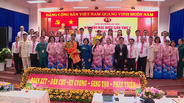 Đột phá cải cách hành chính, kiến tạo tương lai số hóa tai Đảng bộ phường Bảy Hiền - Ảnh 3.