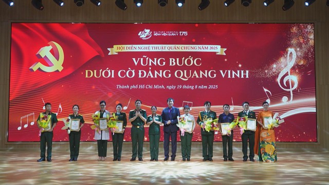 Bệnh viện Quân y 175 tổ chức hội diễn nghệ thuật quần chúng năm 2025 - Ảnh 1.