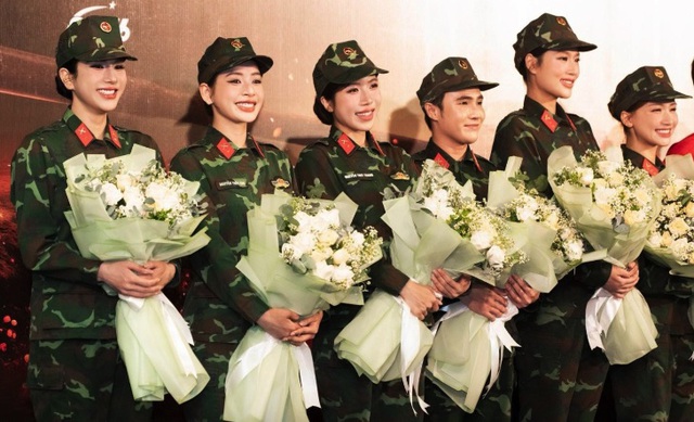 Viettel khơi dậy tự hào dân tộc qua "Sao Nhập Ngũ Concert" - Ảnh 2.