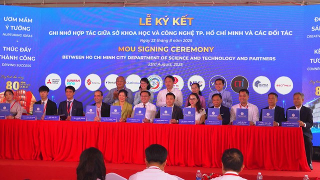 Khánh thành tòa nhà Trung tâm Khởi nghiệp sáng tạo TP.HCM - Ảnh 4.