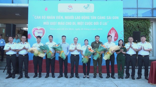 Binh đoàn 20: Nối vòng tay tình nguyện - Hiến giọt máu yêu thương - Ảnh 1.