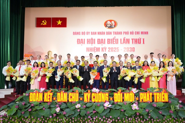 Đại hội Đảng bộ UBND TP.HCM lần thứ I, nhiệm kỳ 2025 - 2030 diễn ra phiên chính thức  - Ảnh 3.