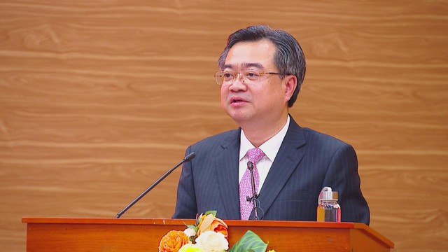 Hội nghị triển khai Quyết định của Bộ chính trị về công tác cán bộ - Ảnh 4.