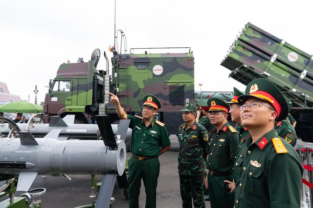 Viettel trình diễn nhiều khí tài công nghệ cao tại triển lãm lớn nhất từ trước tới nay - Ảnh 3.