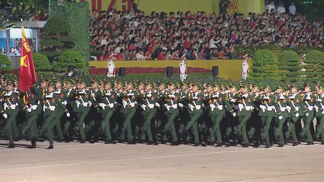 Trang nghiêm, hào hùng lễ sơ duyệt diễu binh, diễu hành cấp Nhà nước tại Quảng trường Ba Đình - Ảnh 3.