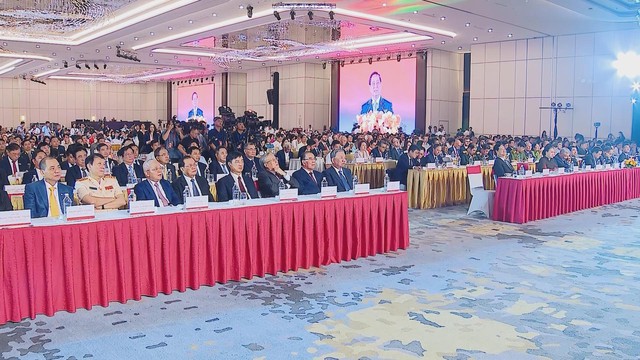 Khai mạc Triển lãm Thành tựu đất nước: 80 năm hành trình Độc lập - tự do - hạnh phúc- Ảnh 1. Khai mạc Triển lãm Thành tựu đất nước: 80 năm hành trình Độc lập - tự do - hạnh phúc- Ảnh 1.