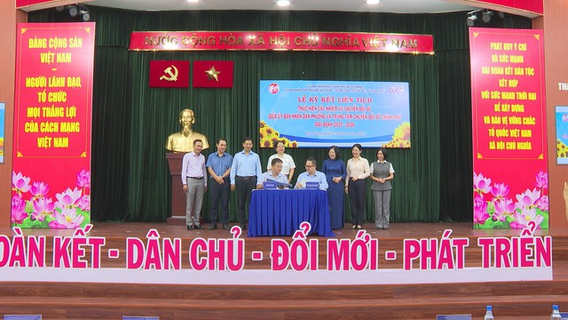 Ký kết liên tịch chuyển đổi số giữa phường Hòa Hưng và Trung tâm Chuyển đổi số TP.HCM giai đoạn 2025 - 2026 - Ảnh 2.
