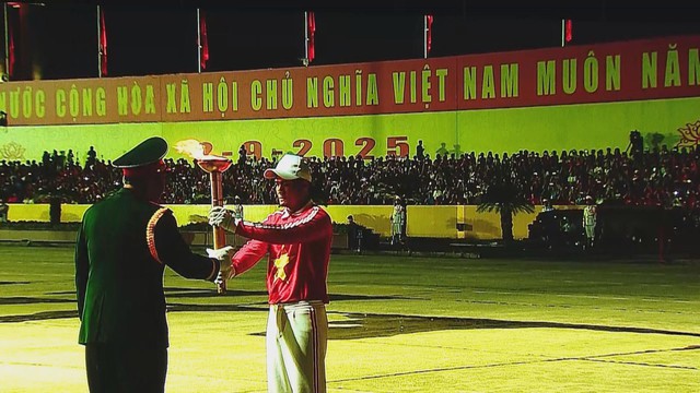 Trang nghiêm, hào hùng lễ sơ duyệt diễu binh, diễu hành cấp Nhà nước tại Quảng trường Ba Đình - Ảnh 2.