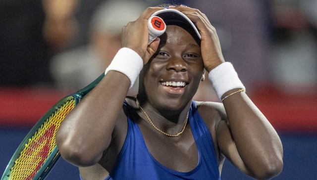 Victoria Mboko loại Coco Gauff tại vòng 4 Canada Open - Ảnh 1.