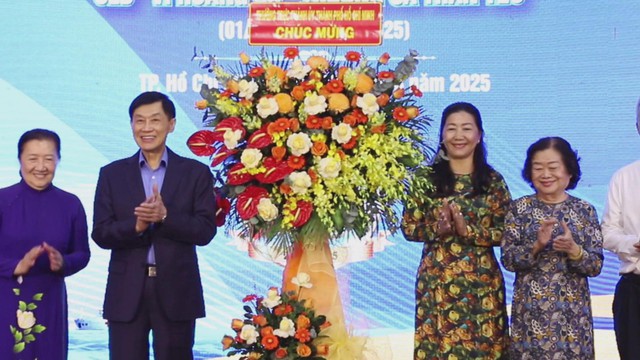 Hành trình 11 năm thành lập CLB “Vì Hoàng Sa - Trường Sa thân yêu” - Ảnh 1.