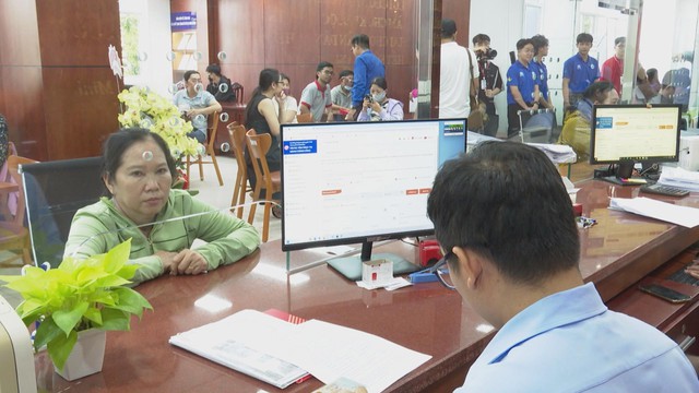 TP.HCM: 100% thủ tục hành chính sẽ không phụ thuộc địa giới vào cuối năm 2025 - Ảnh 1.