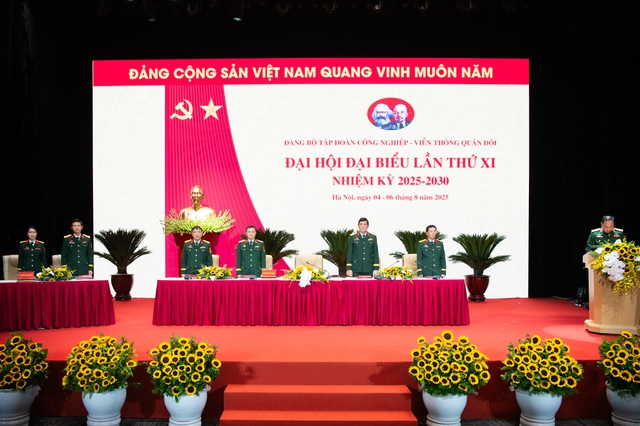 Viettel đặt mục tiêu tăng trưởng 2 con số, đưa Việt Nam trở thành quốc gia xuất khẩu công nghệ cao - Ảnh 2.