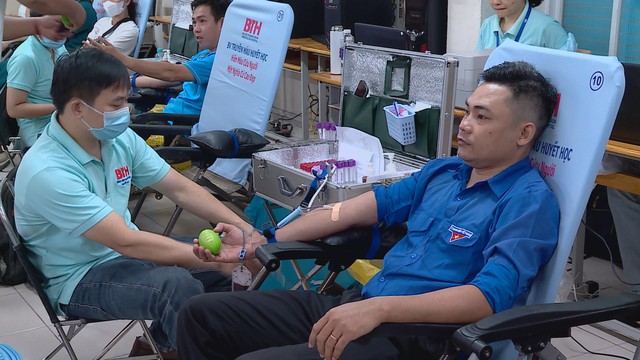 Lan tỏa nghĩa cử cao đẹp từ Chương trình hiến máu tình nguyện “Chia sẻ giọt máu hồng” - Ảnh 2.