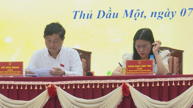 Tổ đại biểu số 25 HĐND TP.HCM tiếp xúc cử tri phường Thủ Dầu Một sau Kỳ họp thứ hai - Ảnh 3.