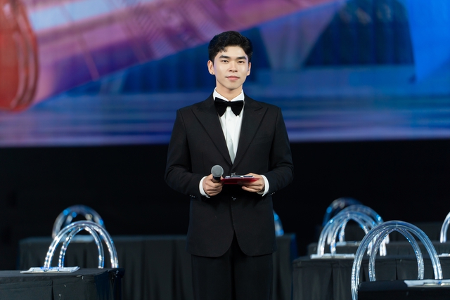 Nguyễn Vũ Minh Thắng - MC Gen Z “lì đòn” với nghề dẫn - Ảnh 4.