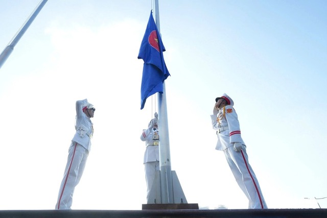 ASEAN kỷ niệm 58 năm thành lập: Đảm bảo hòa bình, hướng tới nền kinh tế lớn thứ tư thế giới - Ảnh 1.
