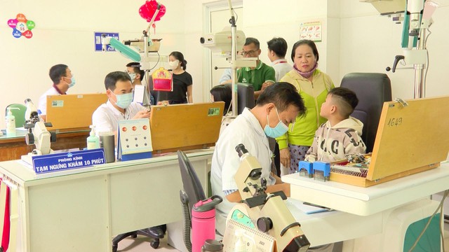 Thiết lập nền tảng quản lý cận thị ở trẻ em Việt Nam - Ảnh 4.