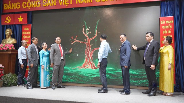 TP.HCM ra mắt Hiệp hội Đầu tư Xây dựng Dịch vụ Nông lâm nghiệp Miền Nam - Ảnh 1.
