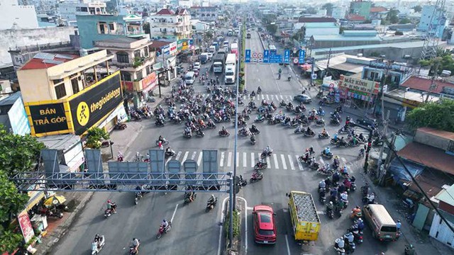 TP.HCM giải tỏa trắng 222 hộ dân để làm đường 6 làn xe ở cửa ngõ Tây Bắc - Ảnh 1.