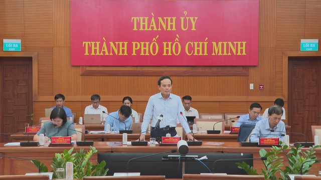 Bí thư Thành ủy TP.HCM làm việc về Trung tâm Tài chính quốc tế tại TP.HCM- Ảnh 8.