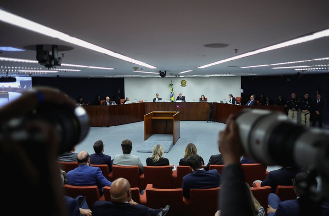 Cựu Tổng thống Brazil Bolsonaro bị kết án 27 năm tù vì tổ chức đảo chính- Ảnh 1.