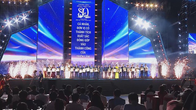 Triển lãm "80 năm hành trình Độc lập - Tự do - Hạnh phúc" thành công vượt kỳ vọng - Ảnh 1.