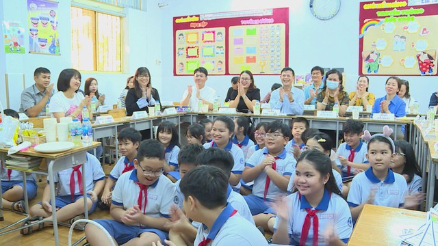 Năm học 2025 - 2026, ngành Giáo dục TP.HCM đặt mục tiêu rõ ràng: mỗi ngôi trường sẽ trở thành một "trường học hạnh phúc" - Ảnh 8.