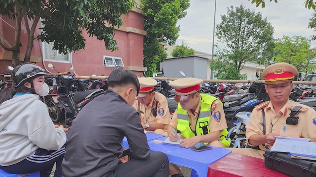 TP.HCM phát động “Tháng an toàn đến trường” nhằm nâng cao ý thức giao thông cho học sinh - Ảnh 1.