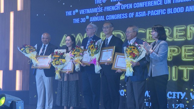 Gala Dinner trong khuôn khổ ba hội nghị quốc tế về Truyền máu – Huyết học tại TP.HCM - Ảnh 4.