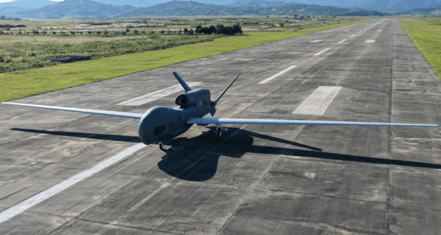 Lãnh đạo Triều Tiên thị sát thử nghiệm UAV - Ảnh 2.